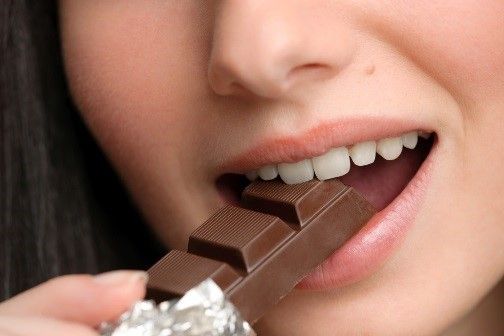 why are chocolate bars divided into squares?